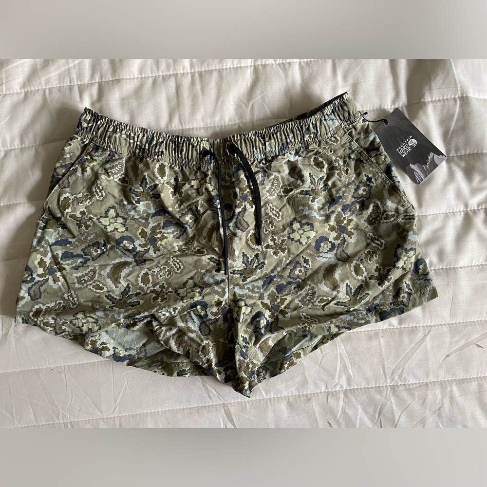 NWT Mountain Hardwear Stryder swim trunks women’s S